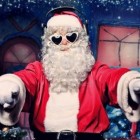 IN PIAZZA – Brindisi di Natale con la musica de I Santa Claus